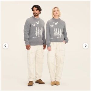 Woolrich Men's Cream Cargo Pants with Utility Pockets